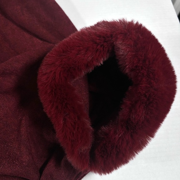 Heidi Daus Faux Fur Cloak Cape Wrap Batwing Sweater Shawl - Picture 7 of 11